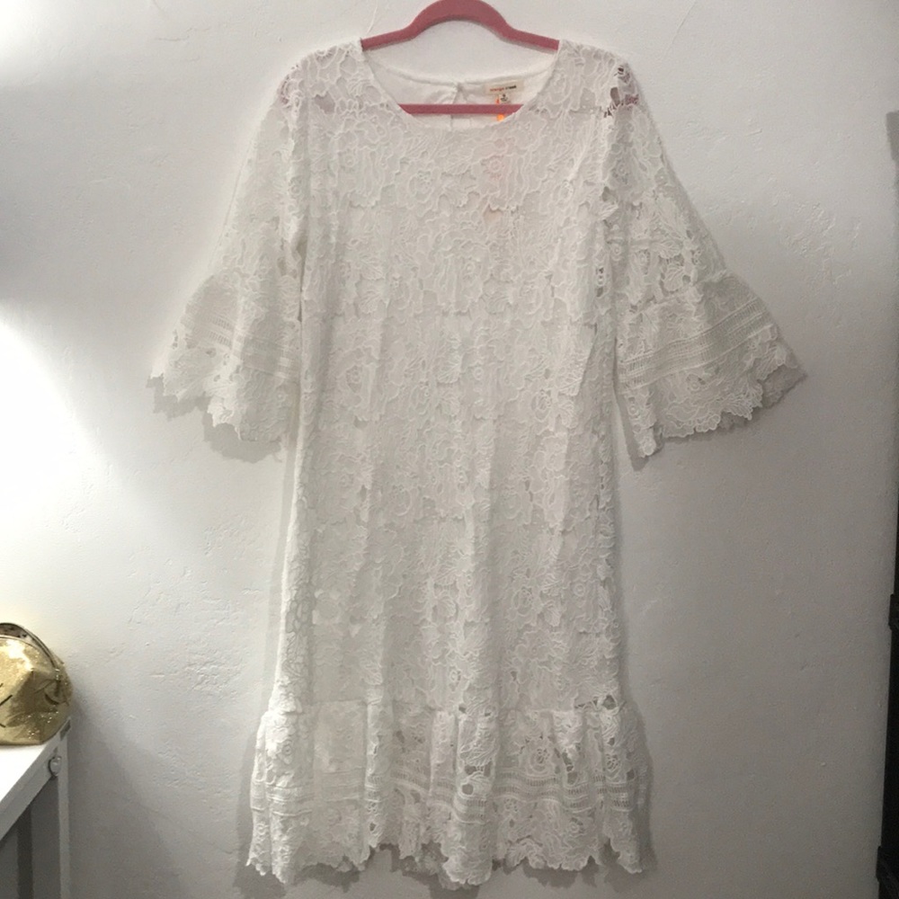 Gorgeous floral lace white dress with bell sleeves